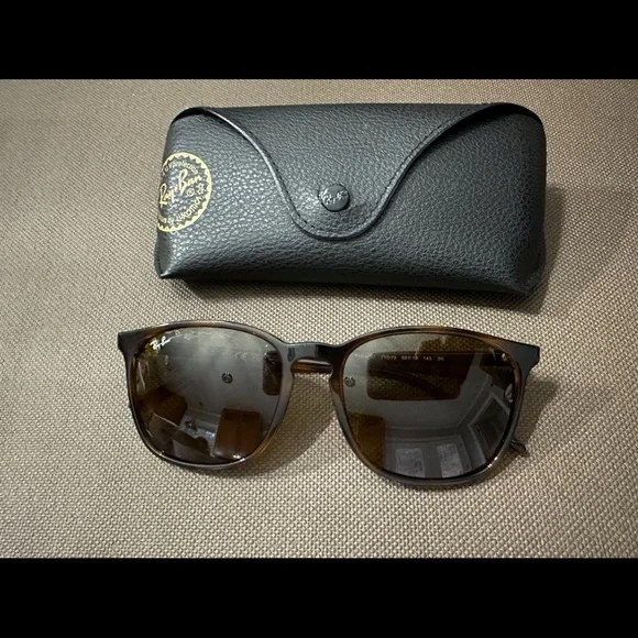 RayBan sunglasses 4387 - Picture 6 of 6